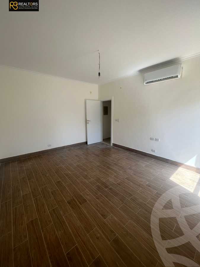 https://aqarmap.com.eg/ar/listing/4053792-for-rent-cairo-el-sheikh-zayed-city-compounds-in-sheikh-zayed-the-courtyard