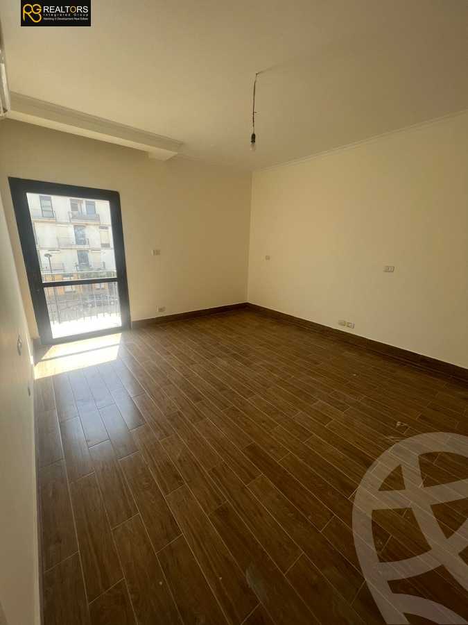 https://aqarmap.com.eg/ar/listing/4053792-for-rent-cairo-el-sheikh-zayed-city-compounds-in-sheikh-zayed-the-courtyard
