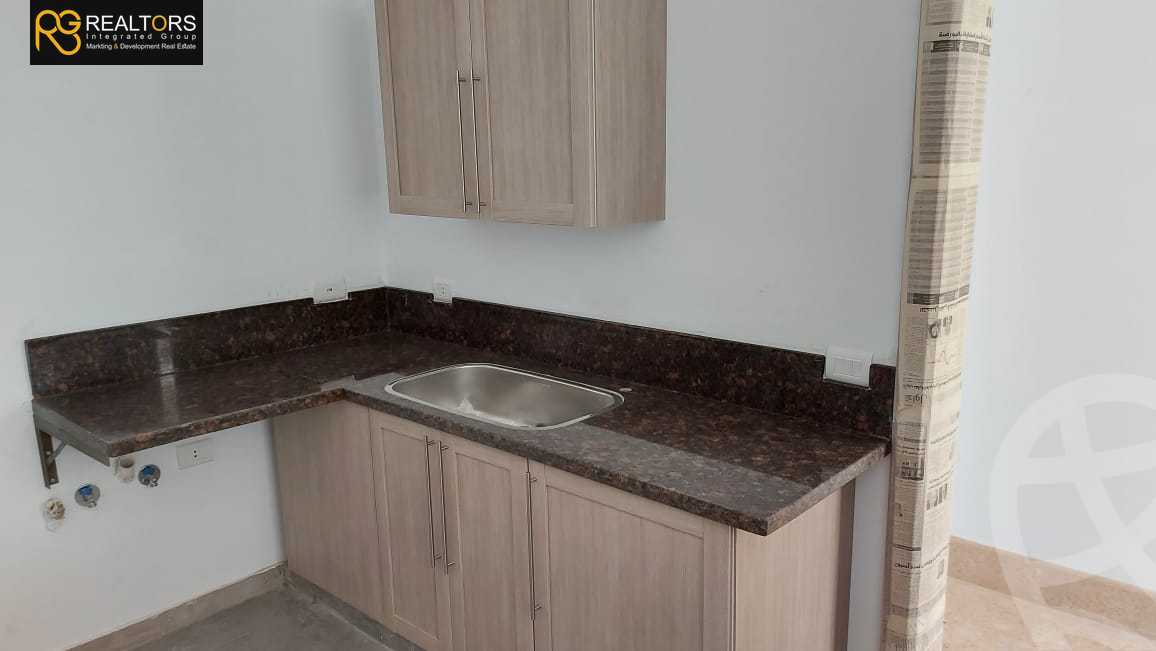 https://aqarmap.com.eg/ar/listing/4053824-for-rent-cairo-el-sheikh-zayed-city-compounds-in-sheikh-zayed-the-courtyard