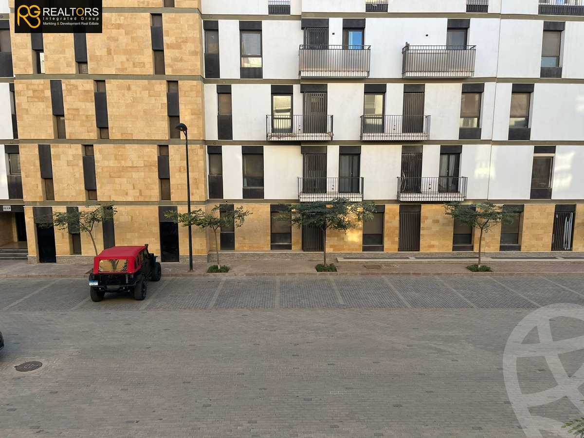 https://aqarmap.com.eg/ar/listing/4053824-for-rent-cairo-el-sheikh-zayed-city-compounds-in-sheikh-zayed-the-courtyard