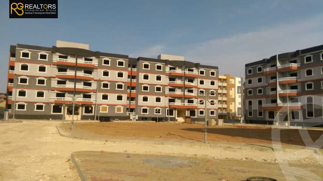 https://aqarmap.com.eg/en/listing/4054319-for-sale-cairo-new-cairo-compounds