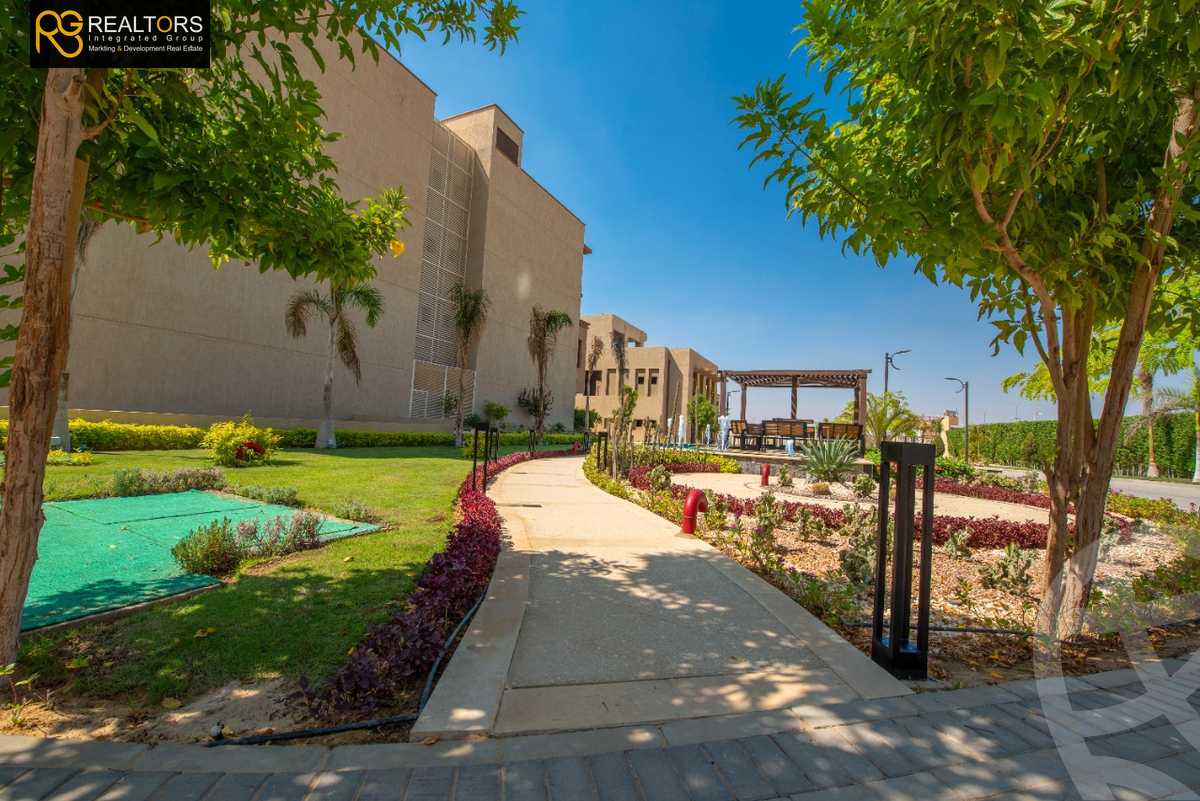 https://aqarmap.com.eg/en/listing/4055083-for-sale-cairo-6th-of-october-compound-green-5