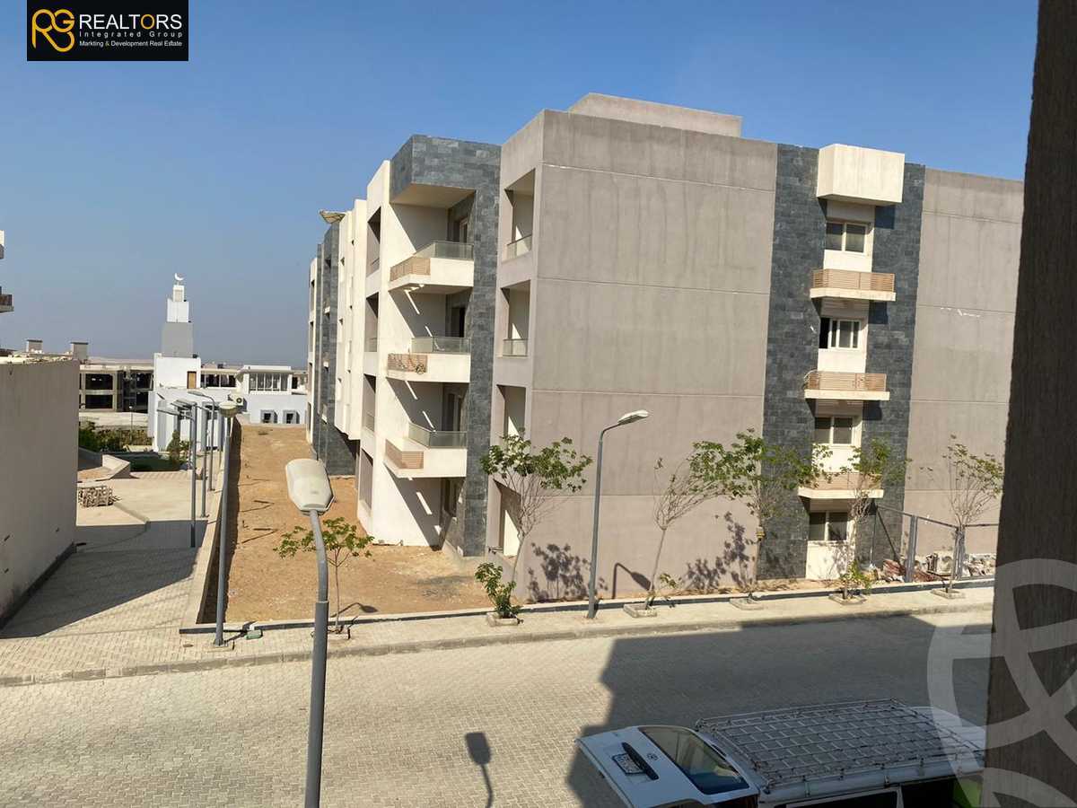 https://aqarmap.com.eg/ar/listing/4056710-for-sale-cairo-el-sheikh-zayed-city-compounds-in-sheikh-zayed-zayed-regency