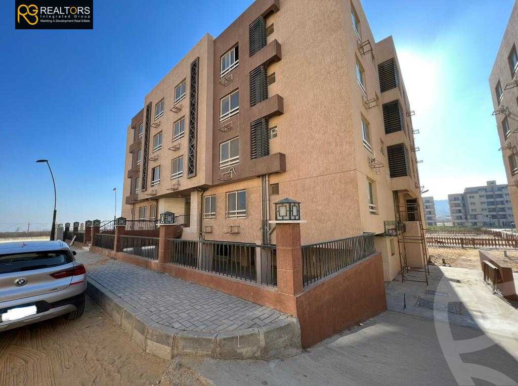 https://aqarmap.com.eg/en/listing/4090701-for-sale-cairo-6th-of-october-compound-promenade-residence