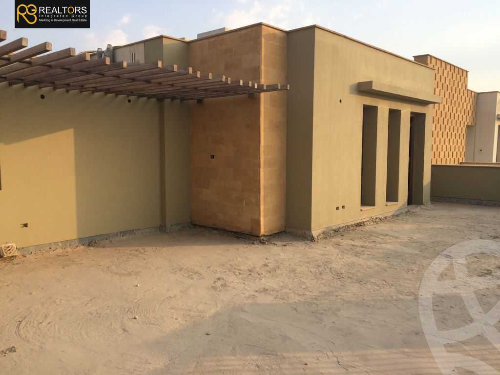 https://aqarmap.com.eg/en/listing/4090710-for-sale-cairo-el-sheikh-zayed-city-compounds-kmbwnd-wyst-twn-swdyk