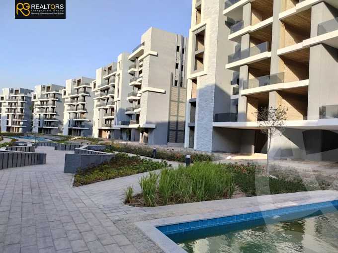 https://aqarmap.com.eg/en/listing/4090733-for-sale-cairo-6th-of-october-compound-sun-capital
