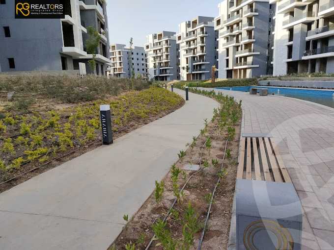 https://aqarmap.com.eg/en/listing/4090733-for-sale-cairo-6th-of-october-compound-sun-capital