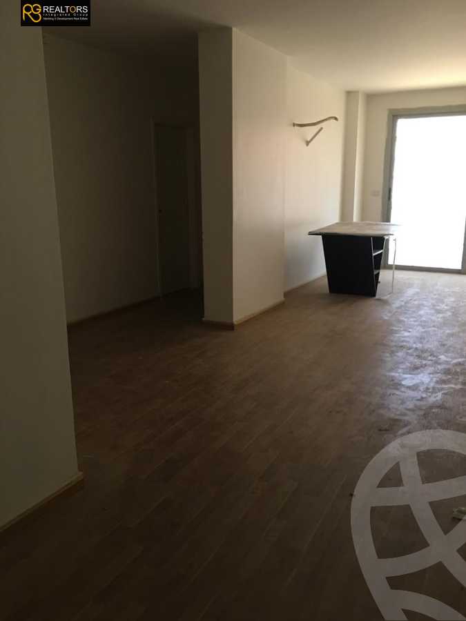 https://aqarmap.com.eg/ar/listing/4093326-for-sale-cairo-6th-of-october-compound-creek-park
