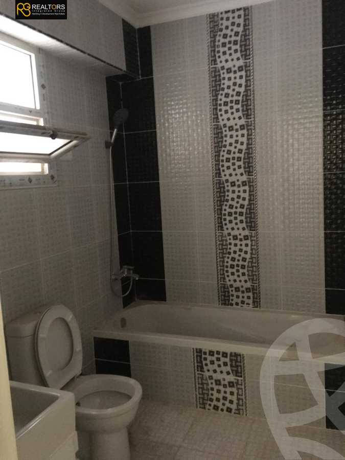 https://aqarmap.com.eg/ar/listing/4093326-for-sale-cairo-6th-of-october-compound-creek-park