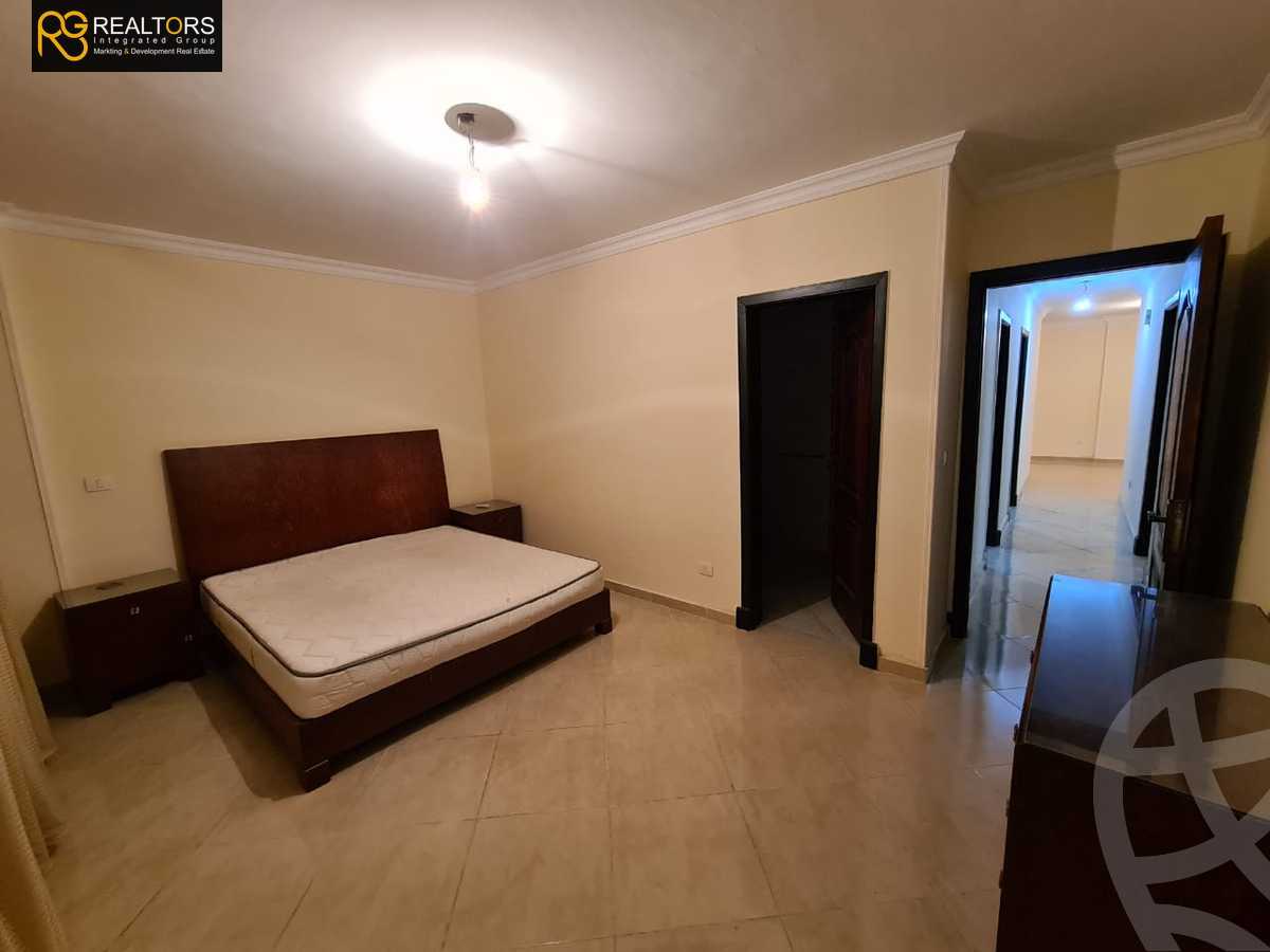 https://aqarmap.com.eg/ar/listing/4093334-for-sale-cairo-el-sheikh-zayed-city-compounds-dr-msr
