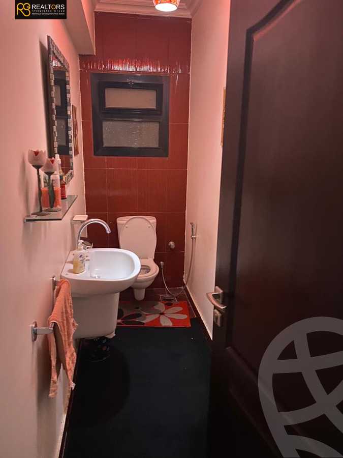 https://aqarmap.com.eg/ar/listing/4093340-for-sale-cairo-el-sheikh-zayed-city-compounds-in-sheikh-zayed-beverly-hills