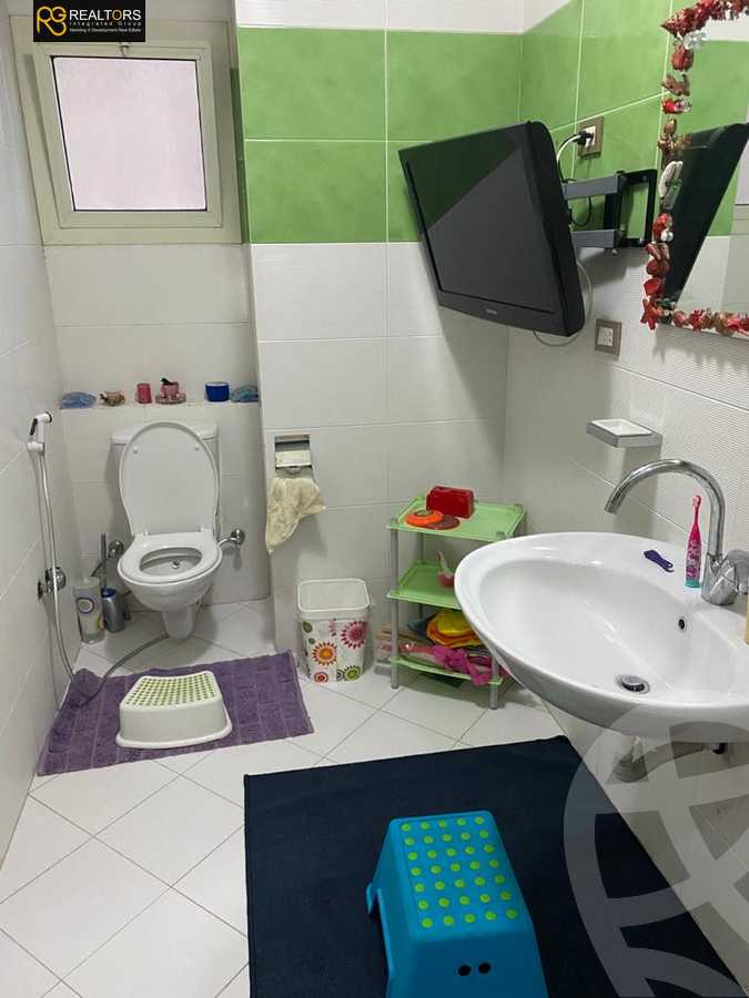 https://aqarmap.com.eg/ar/listing/4093340-for-sale-cairo-el-sheikh-zayed-city-compounds-in-sheikh-zayed-beverly-hills