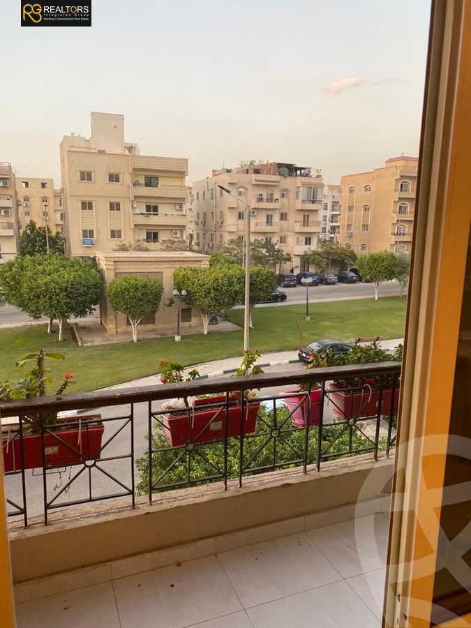 https://aqarmap.com.eg/ar/listing/4093340-for-sale-cairo-el-sheikh-zayed-city-compounds-in-sheikh-zayed-beverly-hills