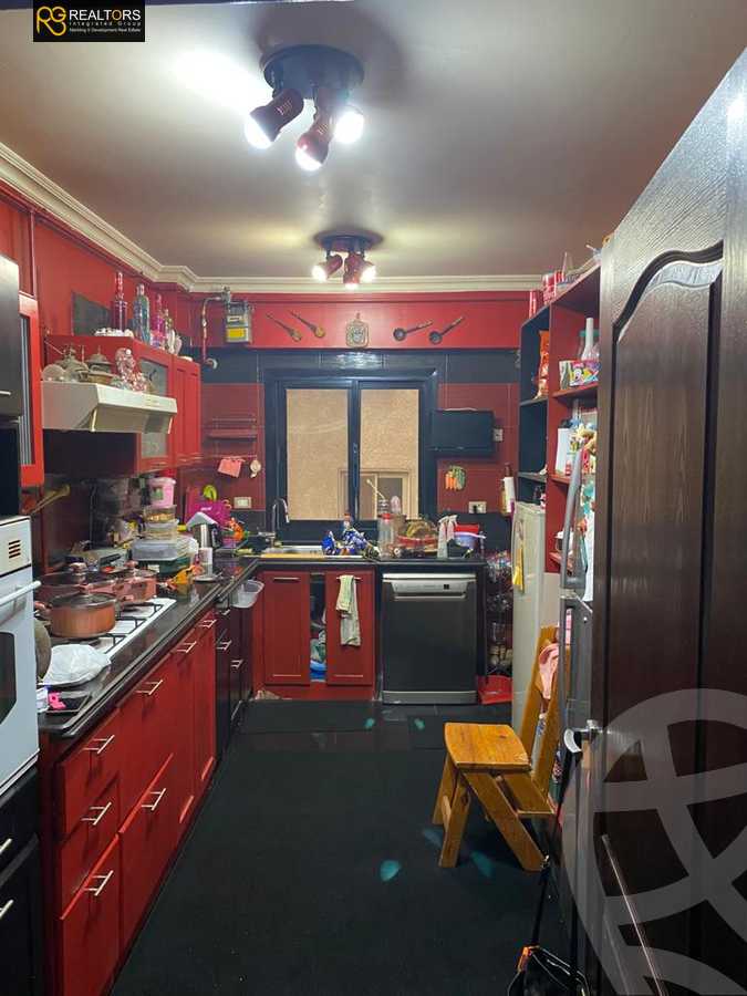 https://aqarmap.com.eg/ar/listing/4093340-for-sale-cairo-el-sheikh-zayed-city-compounds-in-sheikh-zayed-beverly-hills