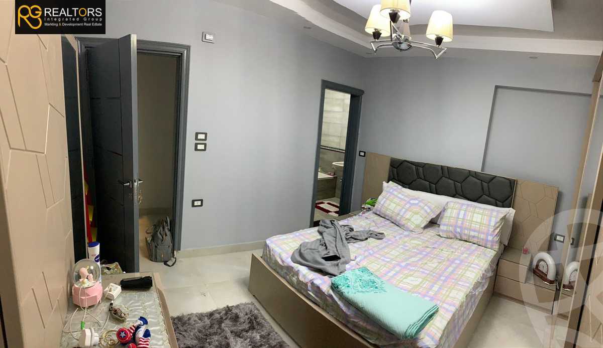 https://aqarmap.com.eg/ar/listing/4093469-for-sale-cairo-6th-of-october-compound-creek-park