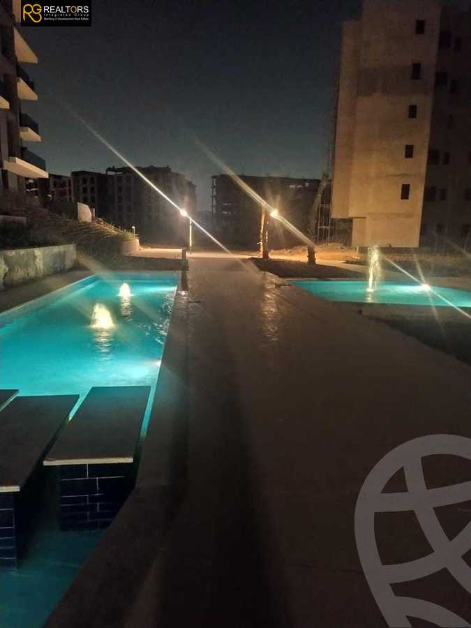 https://aqarmap.com.eg/en/listing/4093650-for-sale-cairo-6th-of-october-compound-sun-capital