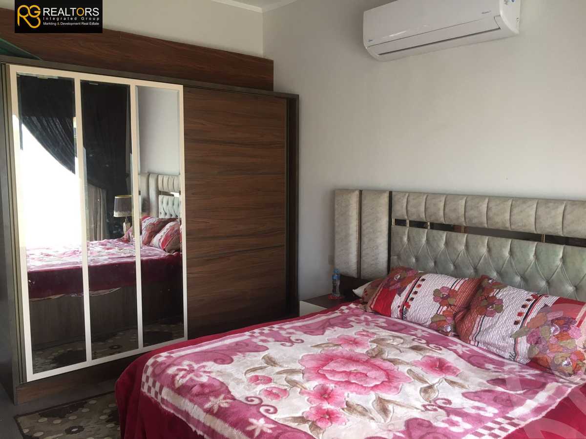 https://aqarmap.com.eg/ar/listing/4123866-for-rent-cairo-6th-of-october-compound-palm-hills-october