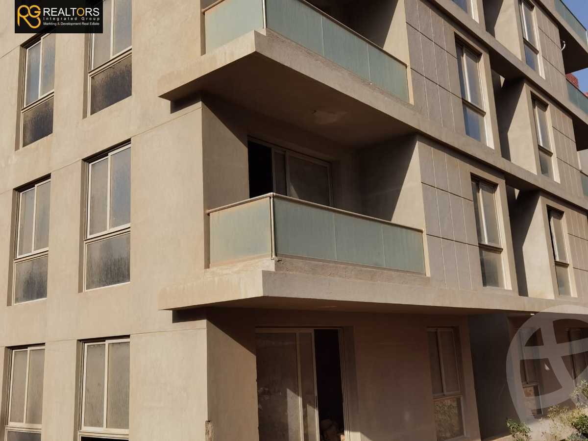 https://aqarmap.com.eg/ar/listing/4149042-for-sale-cairo-6th-of-october-compound-creek-park