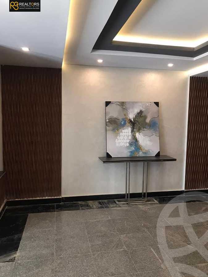 https://aqarmap.com.eg/en/listing/4151282-for-sale-cairo-6th-of-october-compound-sun-capital