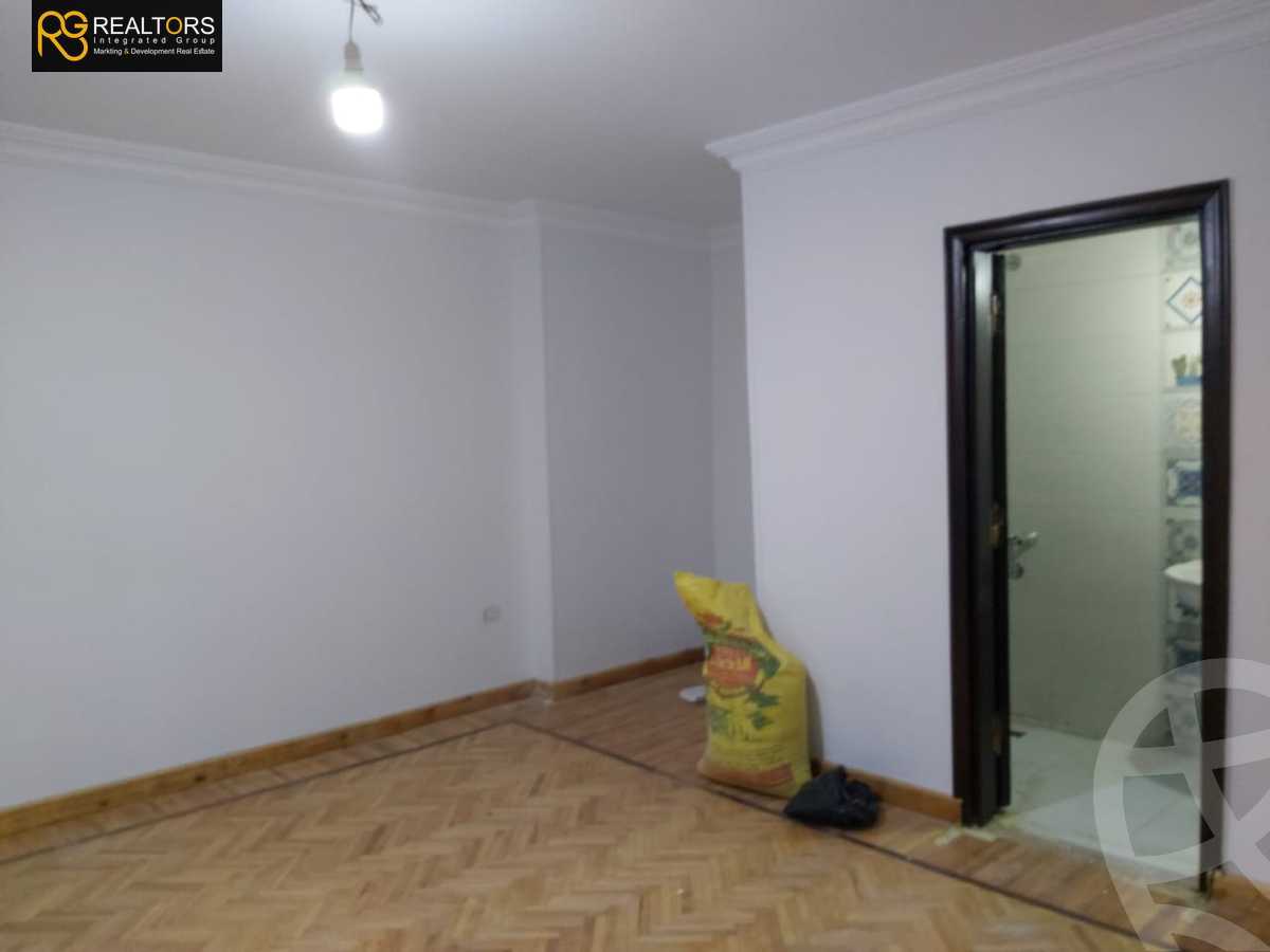 https://aqarmap.com.eg/en/listing/4152241-for-sale-cairo-6th-of-october-lhsry