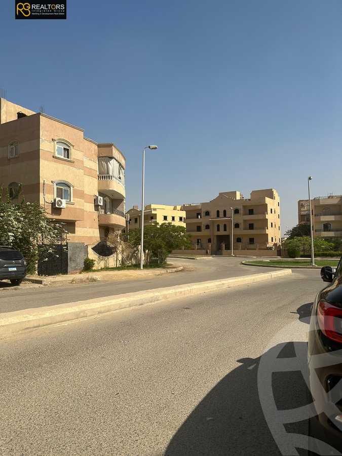 https://aqarmap.com.eg/ar/listing/4192075-for-sale-cairo-el-sheikh-zayed-city-el-hay-elasher-street-100