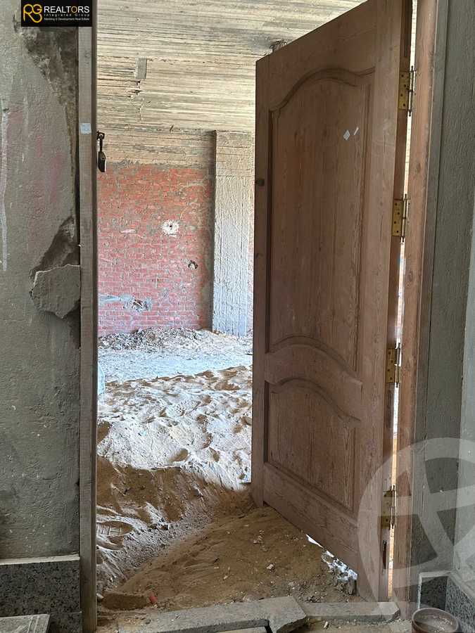 https://aqarmap.com.eg/ar/listing/4192075-for-sale-cairo-el-sheikh-zayed-city-el-hay-elasher-street-100