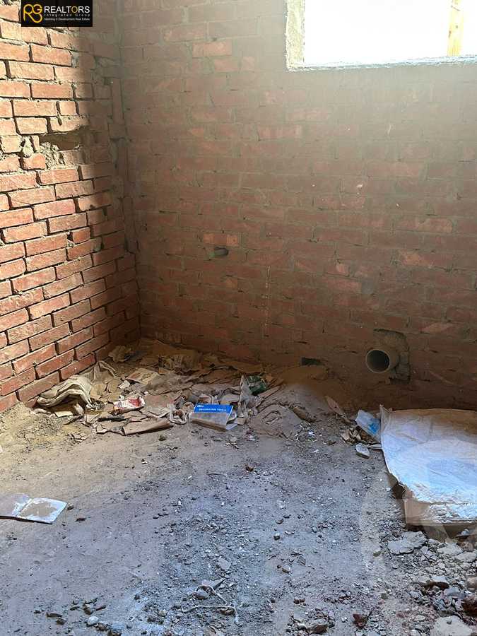 https://aqarmap.com.eg/ar/listing/4192075-for-sale-cairo-el-sheikh-zayed-city-el-hay-elasher-street-100