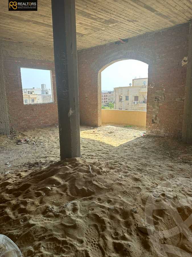 https://aqarmap.com.eg/ar/listing/4192075-for-sale-cairo-el-sheikh-zayed-city-el-hay-elasher-street-100