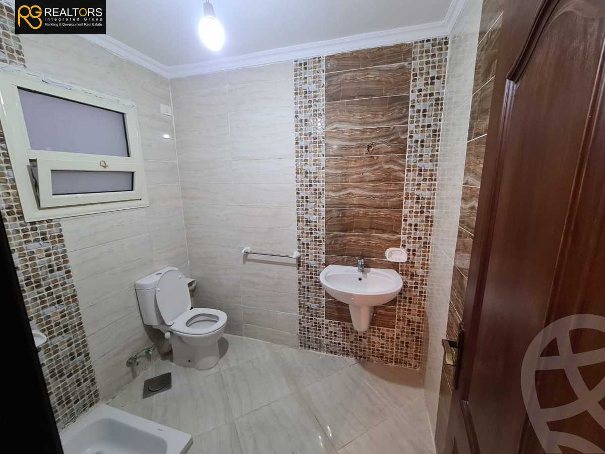 https://aqarmap.com.eg/en/listing/4192782-for-sale-cairo-el-sheikh-zayed-city-compounds-dr-msr