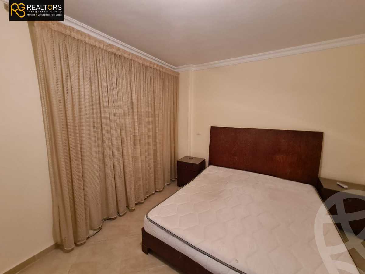https://aqarmap.com.eg/ar/listing/4202108-for-sale-cairo-el-sheikh-zayed-city-compounds-dr-msr