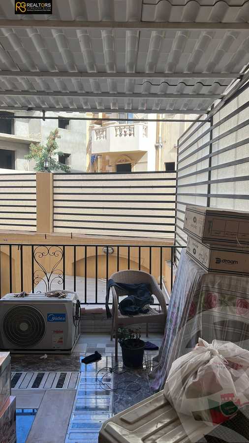 https://aqarmap.com.eg/ar/listing/4202150-for-sale-cairo-el-sheikh-zayed-city-el-hay-elasher-street-100