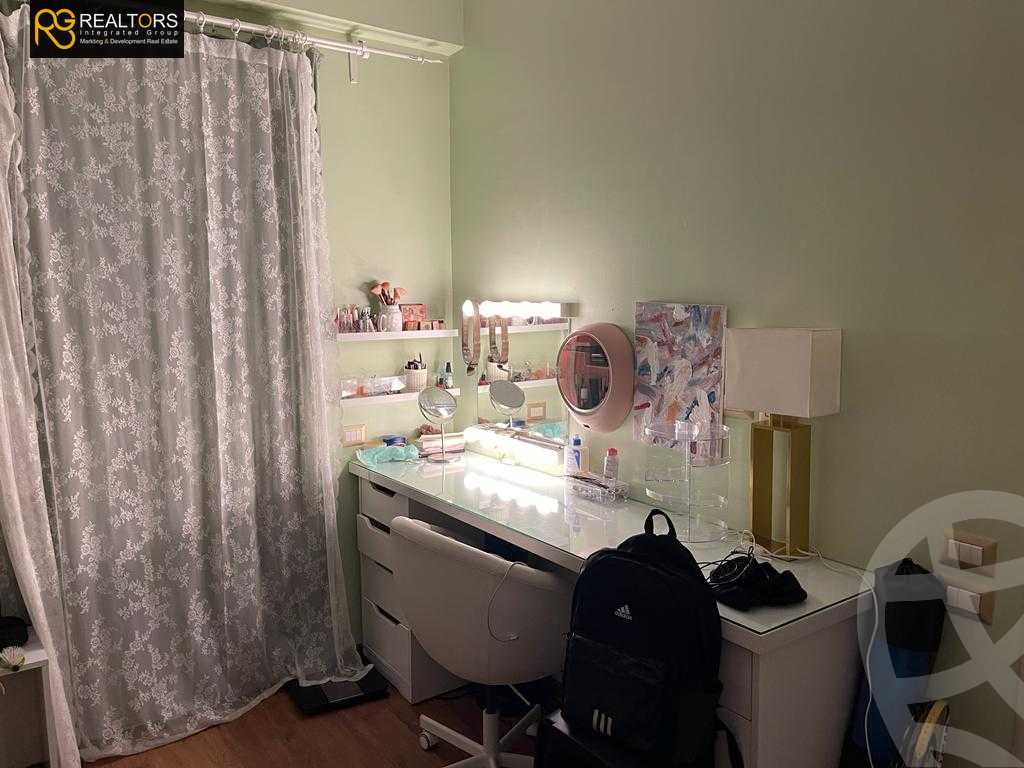 https://aqarmap.com.eg/en/listing/4211410-for-sale-cairo-el-sheikh-zayed-city-compounds-in-sheikh-zayed-el-karma-4