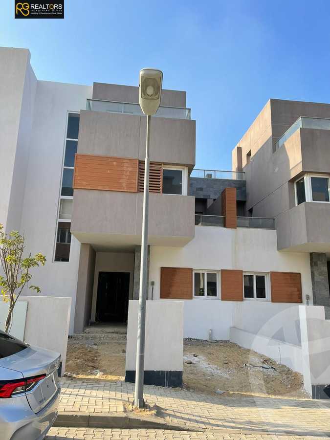 https://aqarmap.com.eg/ar/listing/4211414-for-sale-cairo-el-sheikh-zayed-city-compounds-in-sheikh-zayed-zayed-regency