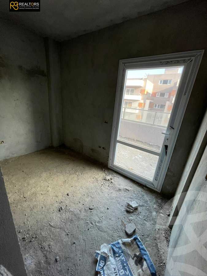 https://aqarmap.com.eg/ar/listing/4211414-for-sale-cairo-el-sheikh-zayed-city-compounds-in-sheikh-zayed-zayed-regency