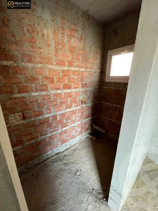 https://aqarmap.com.eg/ar/listing/4211414-for-sale-cairo-el-sheikh-zayed-city-compounds-in-sheikh-zayed-zayed-regency