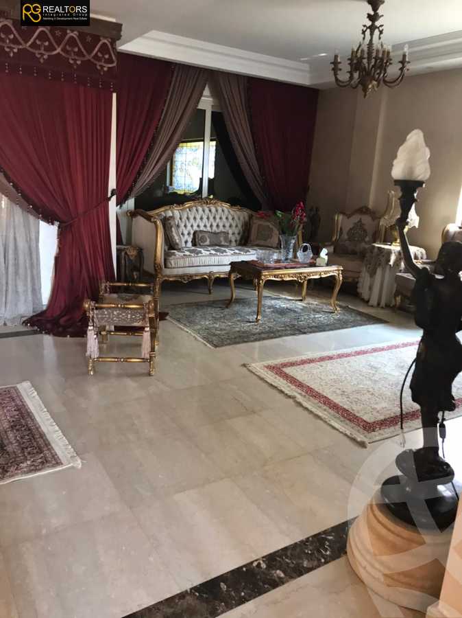 https://aqarmap.com.eg/ar/listing/4211454-for-sale-cairo-el-sheikh-zayed-city-compounds-in-sheikh-zayed-royal-city