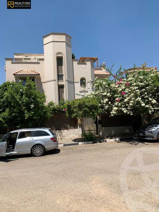 https://aqarmap.com.eg/ar/listing/4211486-for-sale-cairo-el-sheikh-zayed-city-compounds-in-sheikh-zayed-beverly-hills