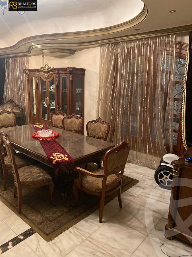 https://aqarmap.com.eg/ar/listing/4211780-for-sale-cairo-el-sheikh-zayed-city-compounds-in-sheikh-zayed-el-yasmeen-compound