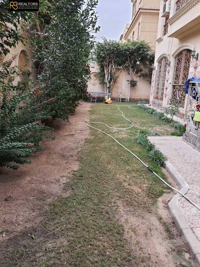 https://aqarmap.com.eg/ar/listing/4211780-for-sale-cairo-el-sheikh-zayed-city-compounds-in-sheikh-zayed-el-yasmeen-compound
