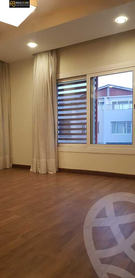 https://aqarmap.com.eg/en/listing/4211785-for-sale-cairo-el-sheikh-zayed-city-compounds-in-sheikh-zayed-zayed-dunes