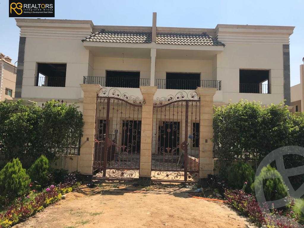https://aqarmap.com.eg/ar/listing/4211851-for-sale-cairo-el-sheikh-zayed-city-el-hay-el-thaleth-ashaer-lhy-lthlth-shr