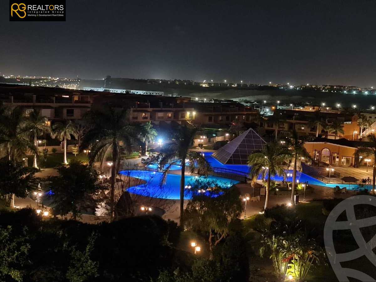 https://aqarmap.com.eg/en/listing/4211893-for-sale-cairo-el-sheikh-zayed-city-compounds-in-sheikh-zayed-pyramids-walk