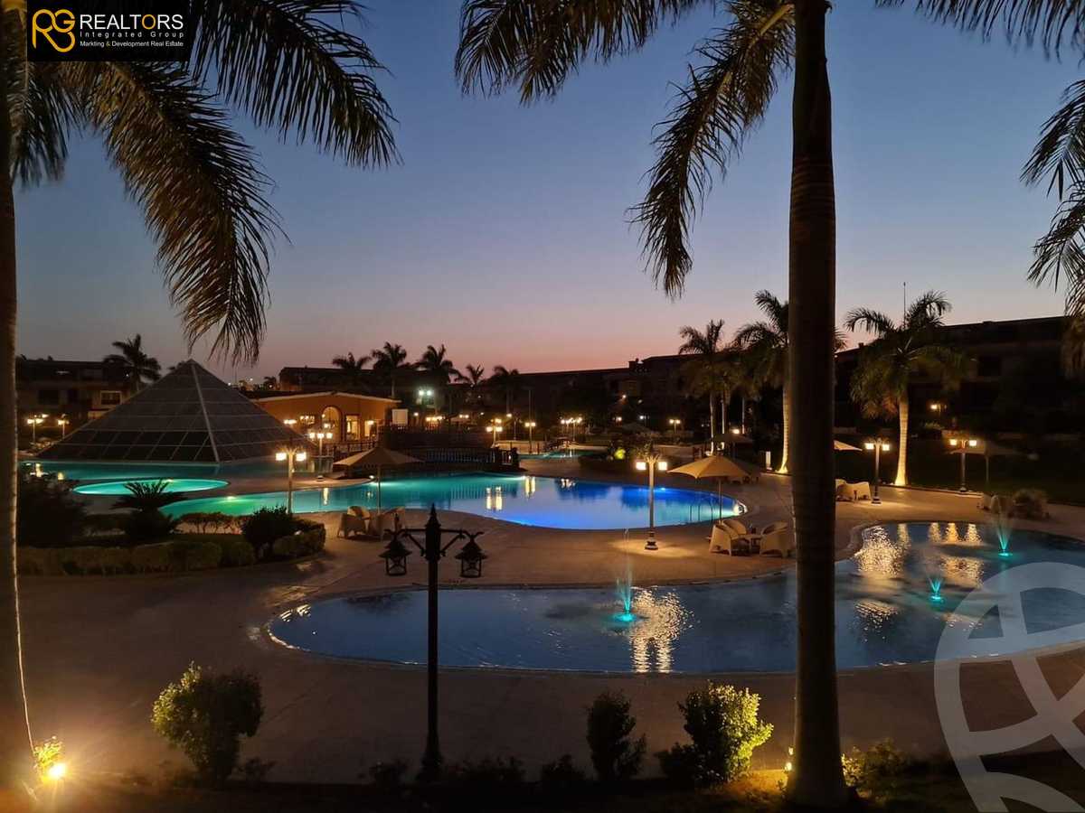 https://aqarmap.com.eg/en/listing/4211893-for-sale-cairo-el-sheikh-zayed-city-compounds-in-sheikh-zayed-pyramids-walk