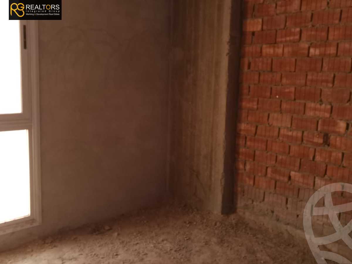 https://aqarmap.com.eg/ar/listing/4213581-for-sale-cairo-6th-of-october-compound-creek-park