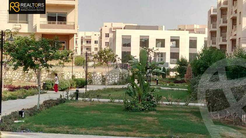 https://aqarmap.com.eg/en/listing/4213600-for-sale-cairo-6th-of-october-compound-eshraqah