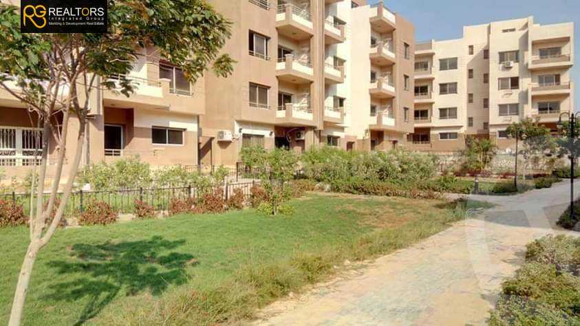 https://aqarmap.com.eg/en/listing/4213600-for-sale-cairo-6th-of-october-compound-eshraqah