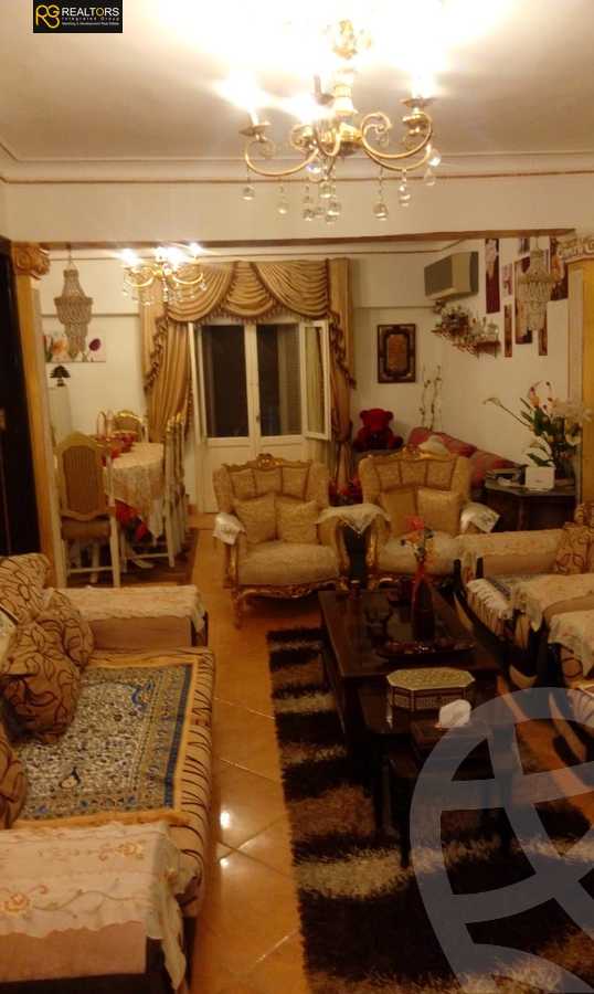 https://aqarmap.com.eg/en/listing/4213672-for-sale-cairo-6th-of-october-el-ahyaa-neighborhood-7th-mecca-el-mokarrama-st