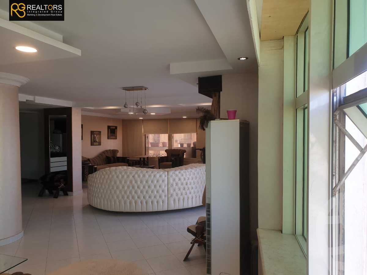 https://aqarmap.com.eg/ar/listing/4213851-for-sale-cairo-6th-of-october-el-ahyaa-neighborhood-4th-school-st