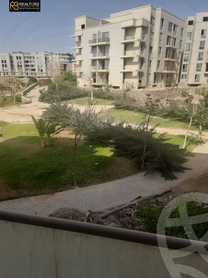 https://aqarmap.com.eg/en/listing/4213922-for-sale-cairo-6th-of-october-compound-creek-park