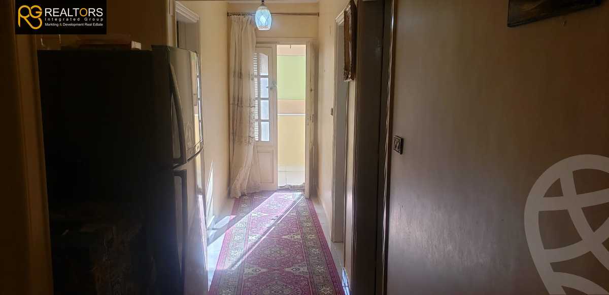 https://aqarmap.com.eg/ar/listing/4215612-for-sale-cairo-6th-of-october-el-ahyaa-neighborhood-4th-school-st